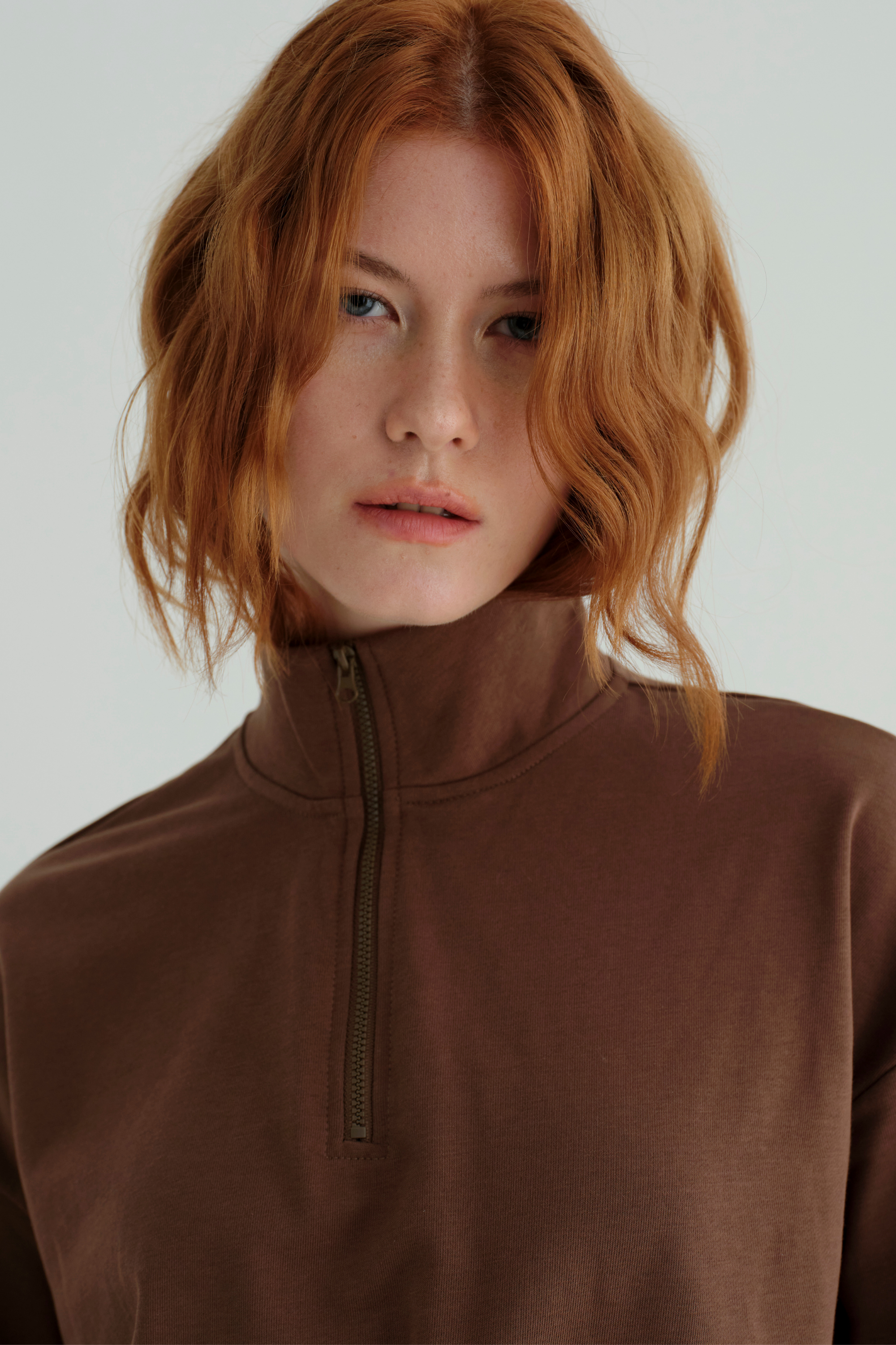 Everyday | Zip Crop Sweatshirt